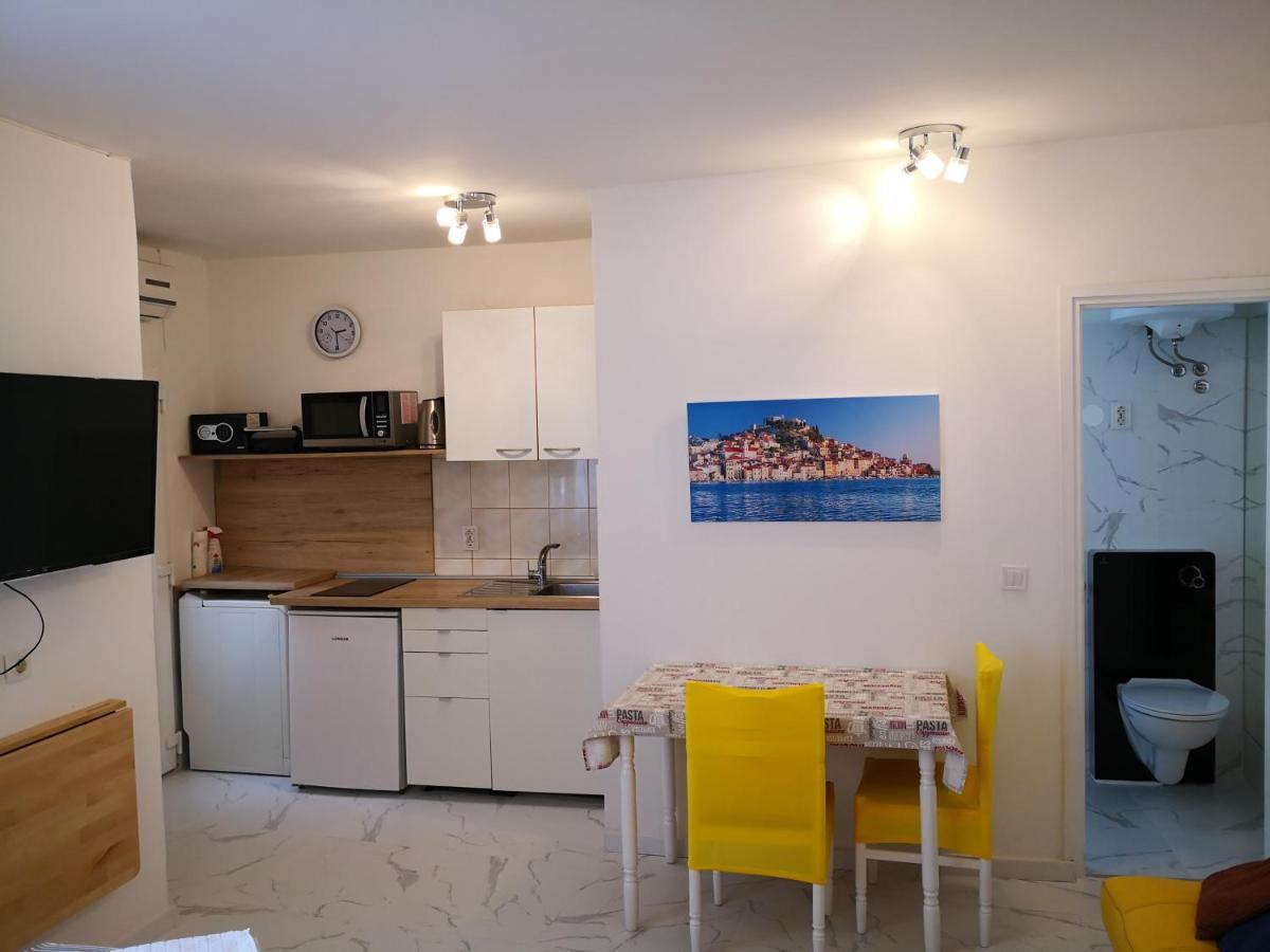 שיבניק City Center Garden Apartments מראה חיצוני תמונה