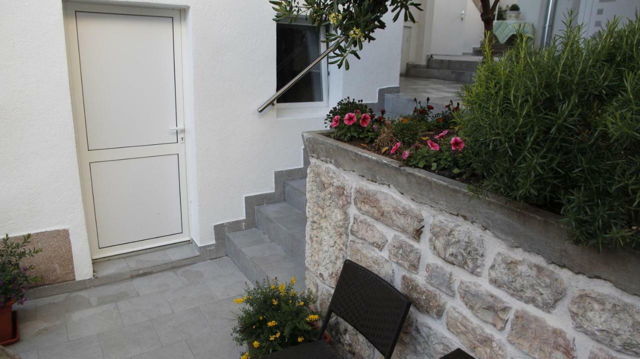 שיבניק City Center Garden Apartments מראה חיצוני תמונה