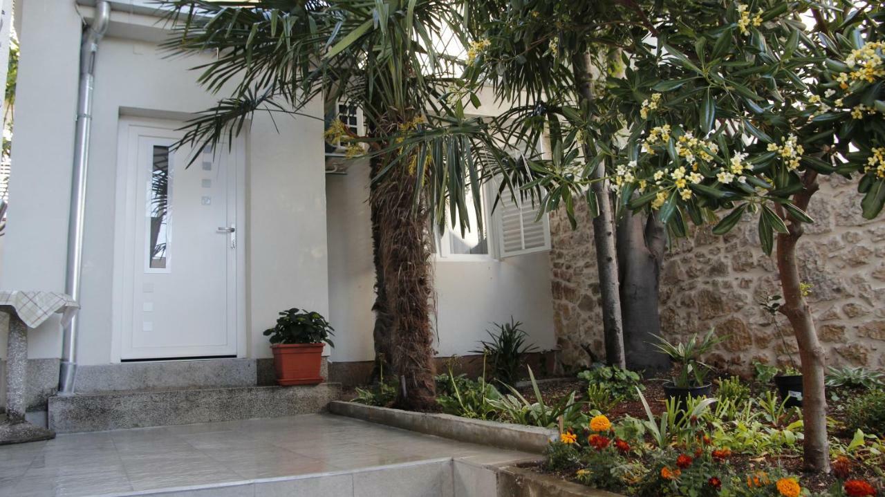 שיבניק City Center Garden Apartments מראה חיצוני תמונה