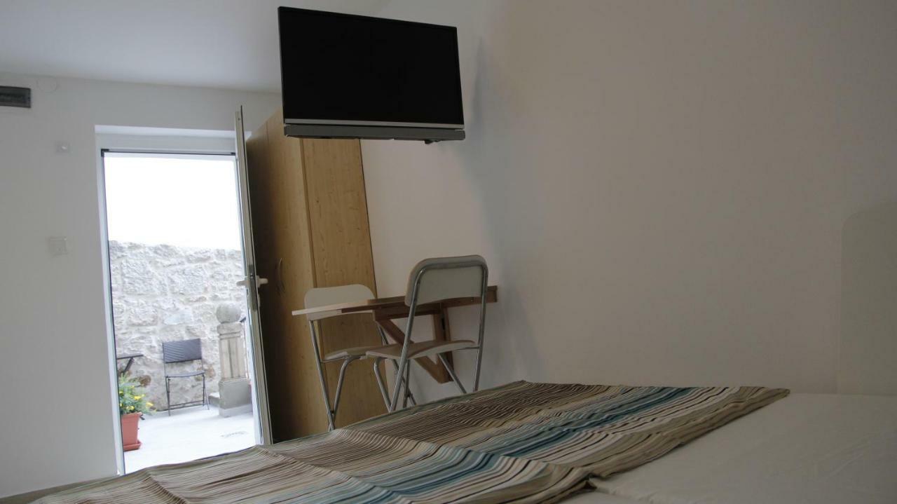 שיבניק City Center Garden Apartments מראה חיצוני תמונה
