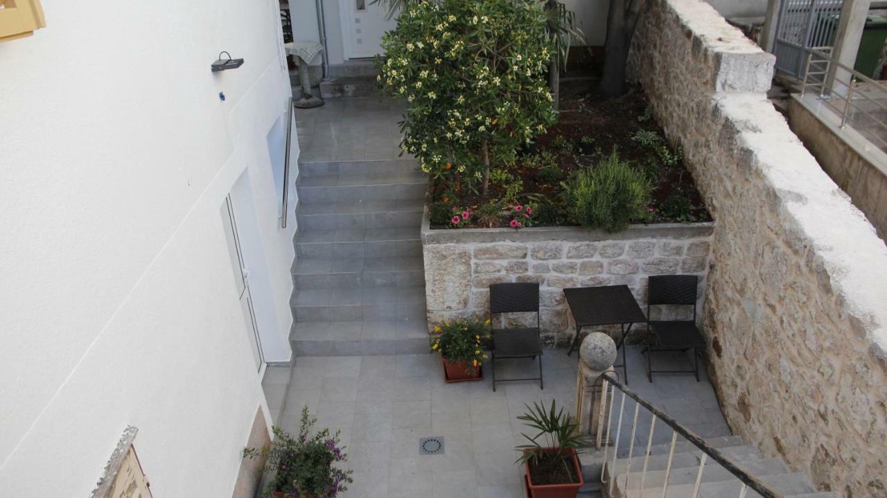 שיבניק City Center Garden Apartments מראה חיצוני תמונה