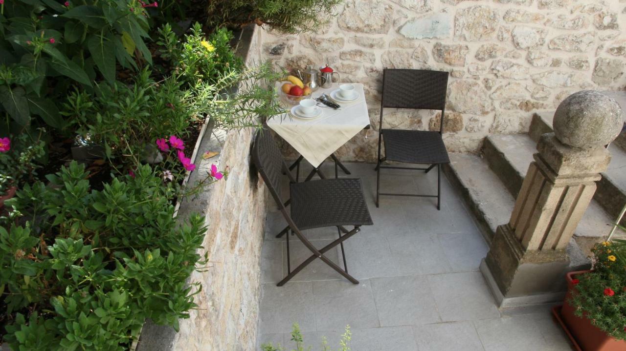 שיבניק City Center Garden Apartments מראה חיצוני תמונה